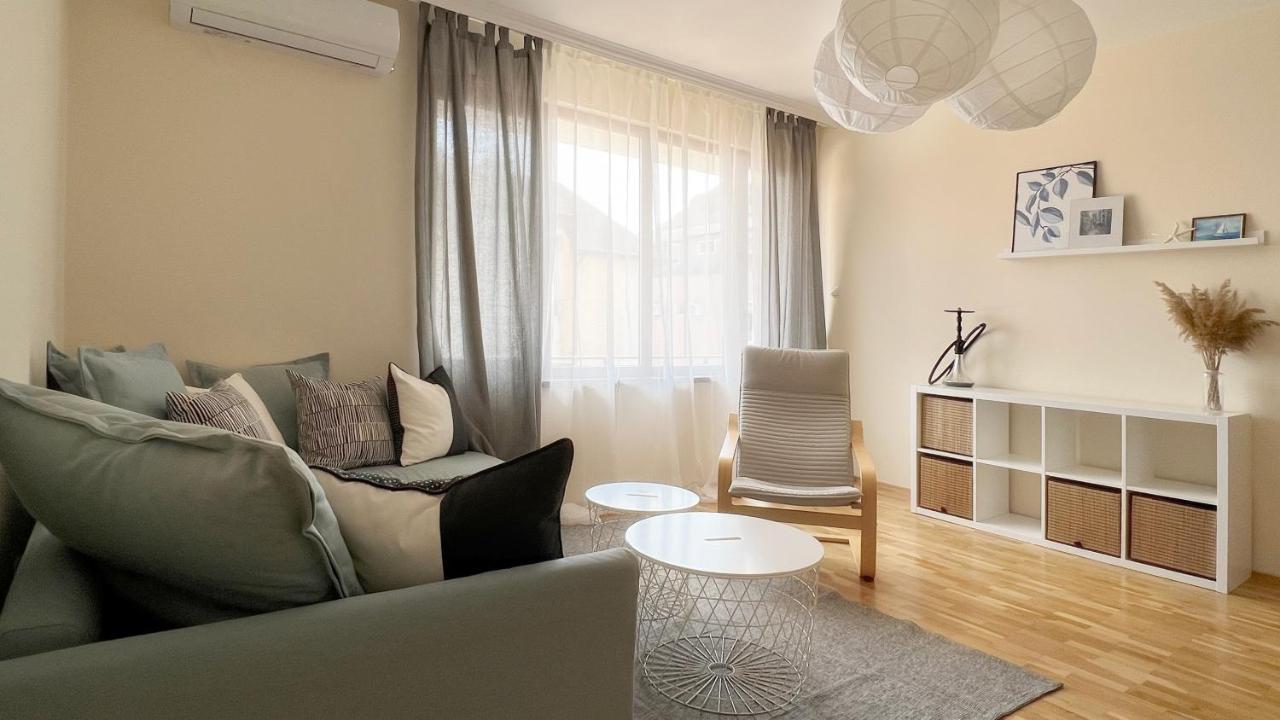 Lovely Apartment With Balcony In Pomorie Old Town By Flat Mаnаger Exterior foto